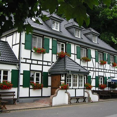 Wisskirchen Hotel & Restaurant Odenthal Exterior photo